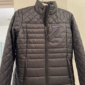 Women’s Patagonia jacket size medium new with tags